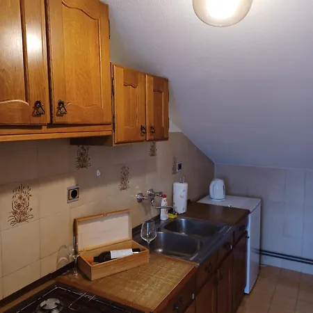 Emilija Apartamento Makarska