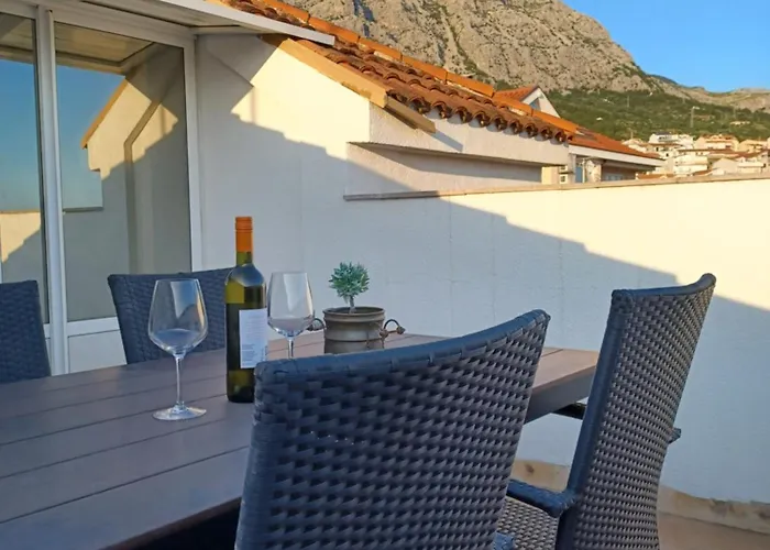 Apartment Emilija Makarska