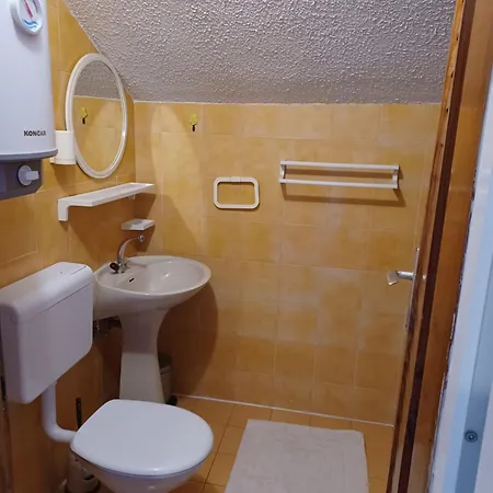 Emilija アパート